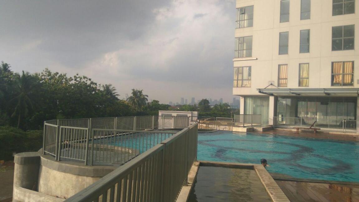2 Bedrooms - Royal Olive Apartment - Pejaten South Of จาการ์ตา ภายนอก รูปภาพ