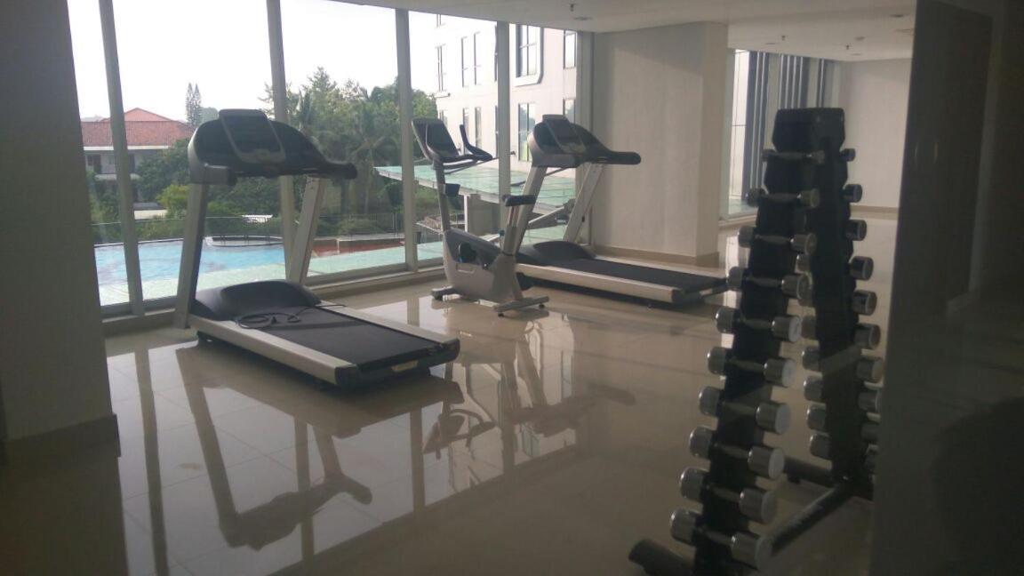 2 Bedrooms - Royal Olive Apartment - Pejaten South Of จาการ์ตา ภายนอก รูปภาพ